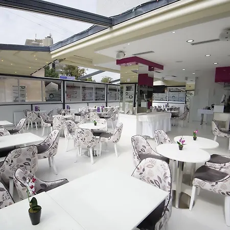 Astera ホテル スコピエ